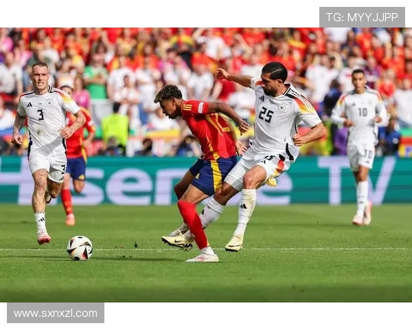 绝杀时刻！拜尔狂奔释放激情难以自控庆祝方式成谜