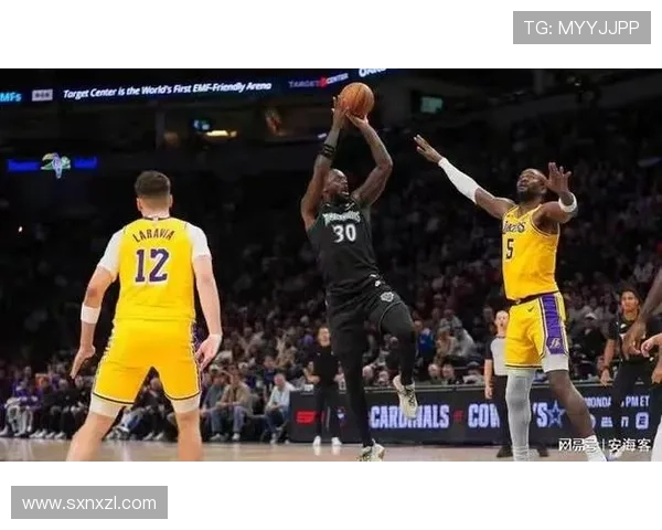 里弗斯确认特纳小腿酸痛无碍期待他在揭幕战中出战